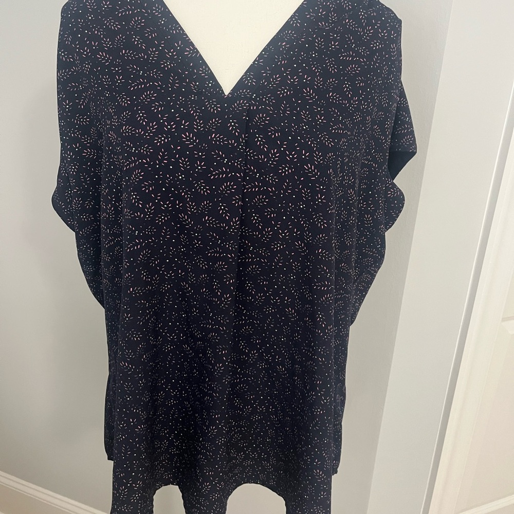 Navy Floral Short Sleeve Blouse